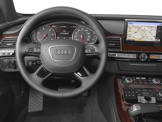 Used 2014  Audi 4.0T image 6