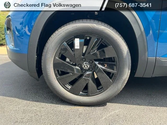 New 2026 Blue Volkswagen 2.0T SE w/Technology image 5