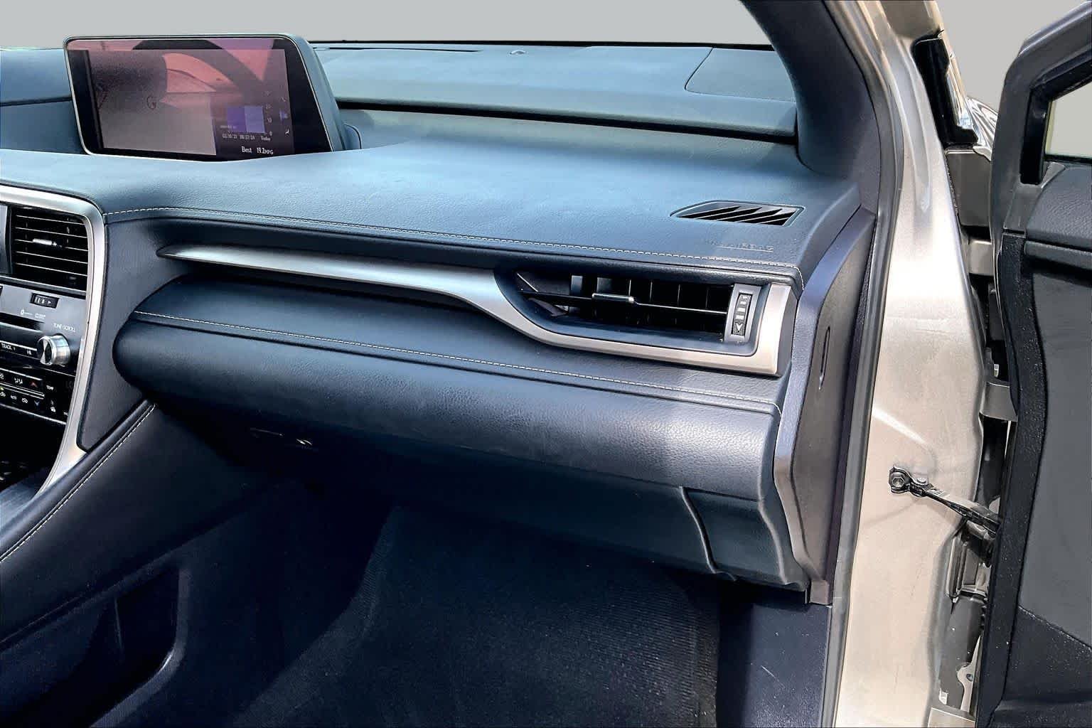 Used 2017 Atomic Silver Lexus  image 18