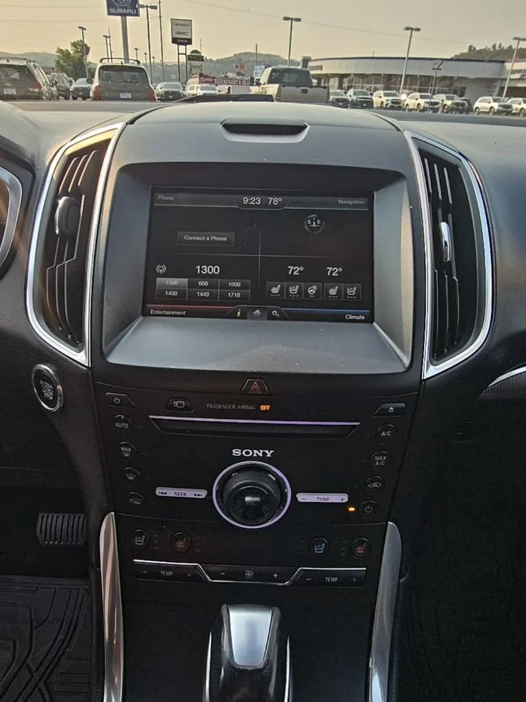 Used 2015 White Ford Titanium image 21