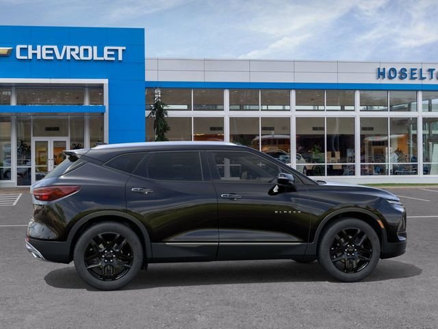 2025 Chevrolet Blazer Premier photo 4