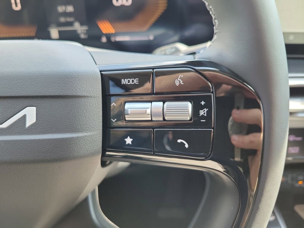 New 2026 Black Kia EX image 29