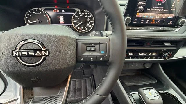 2026 Nissan Rogue Dark Armor - Photo 29