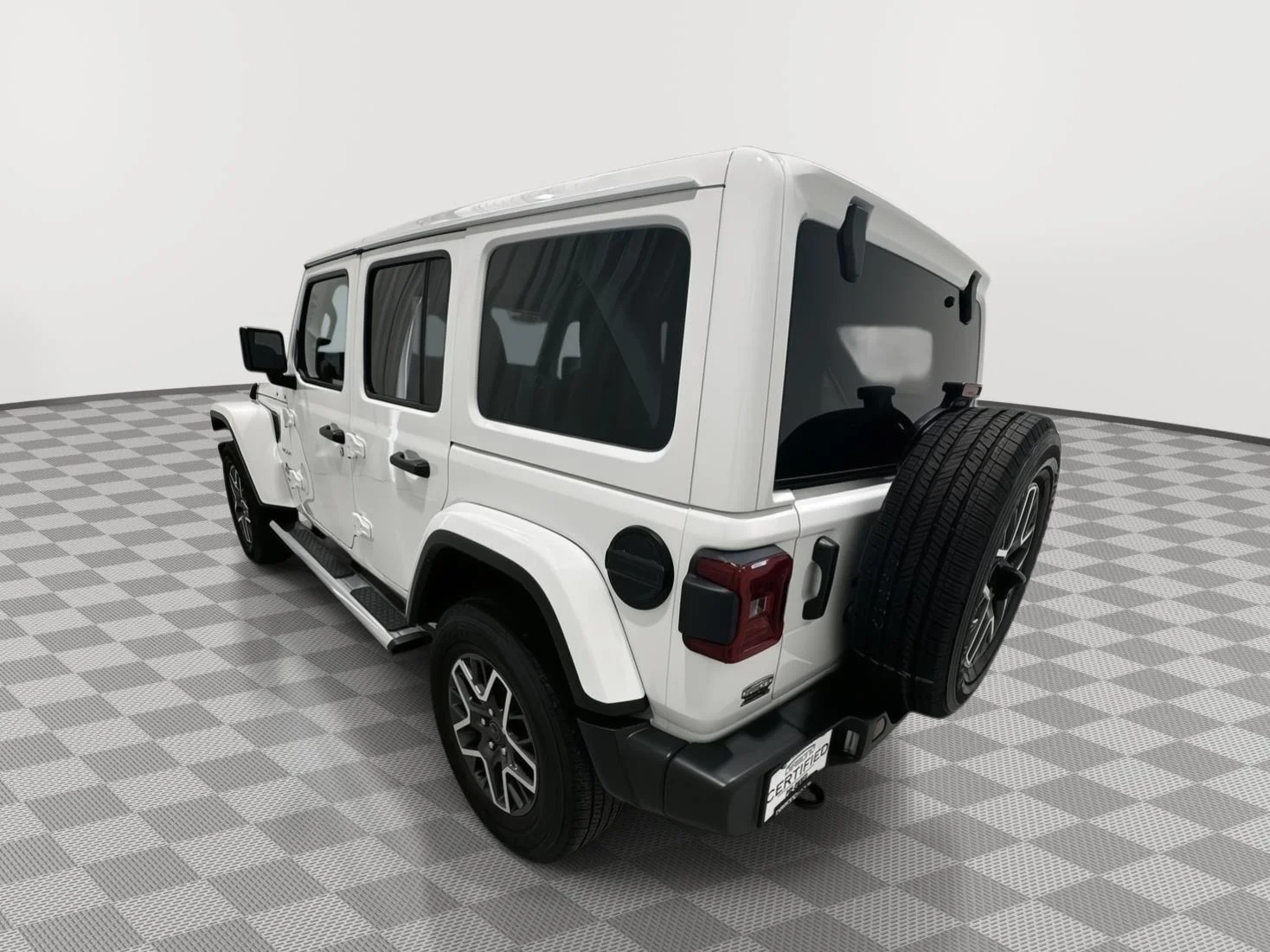 Used 2024 Bright White Jeep Sahara image 3