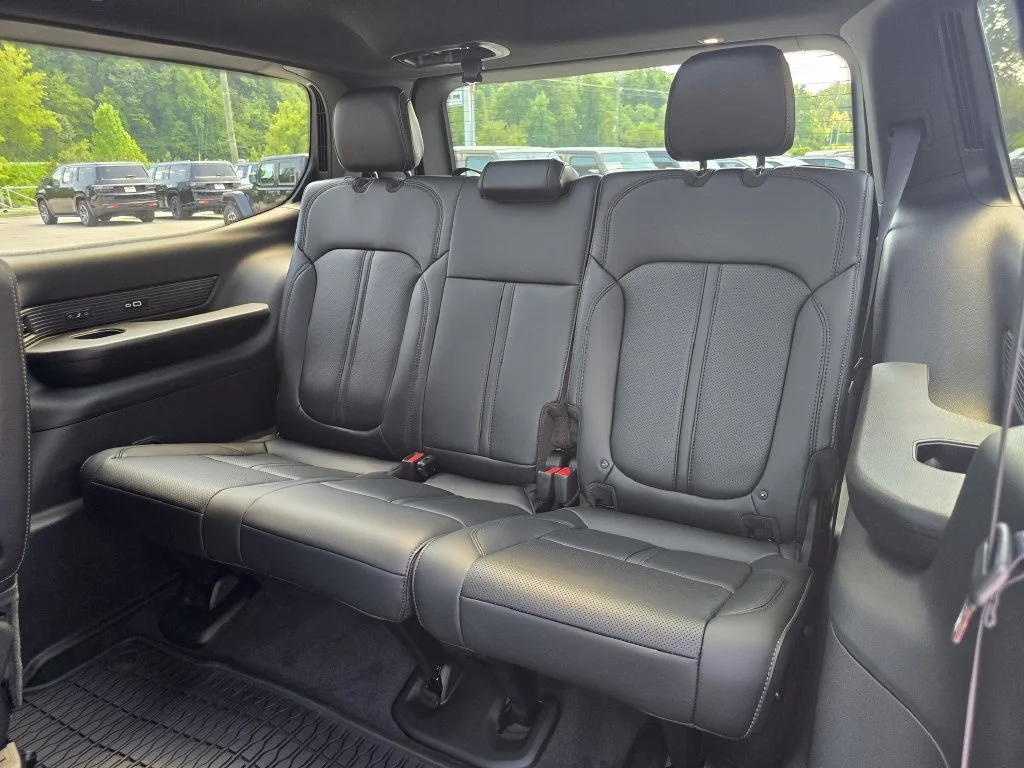 New 2026 Gray Jeep Upland image 12