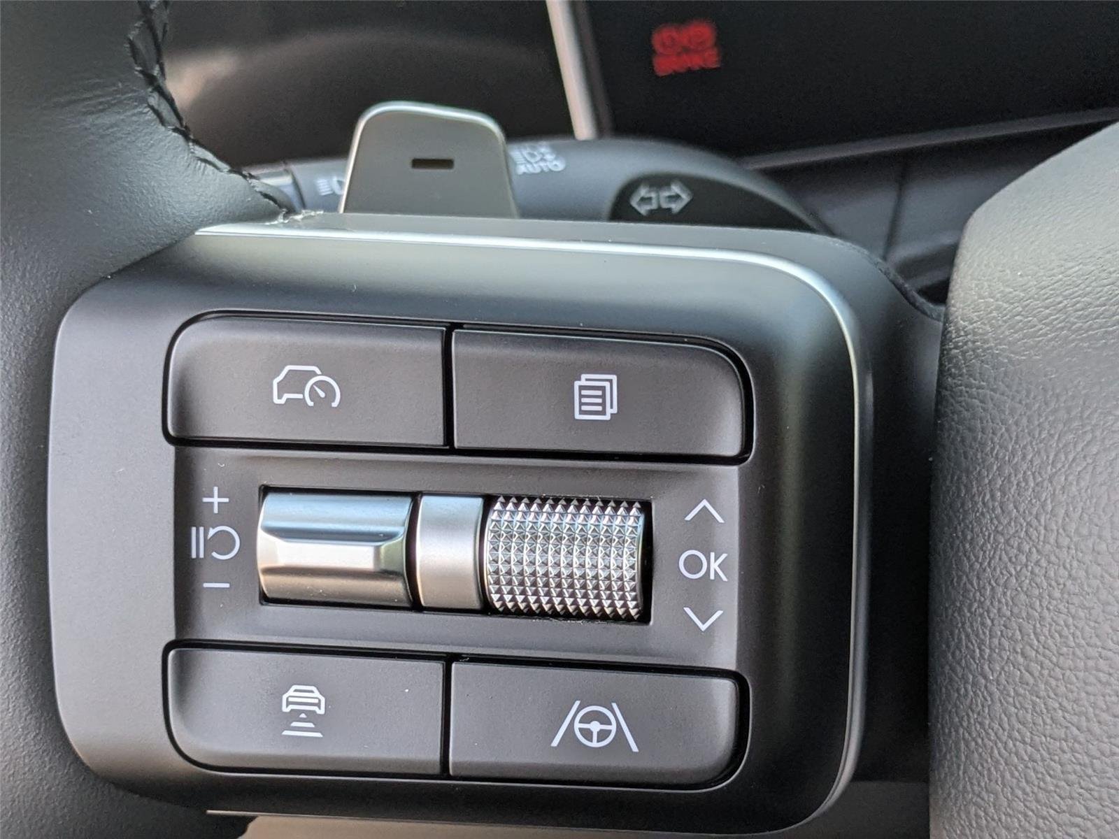 New 2026 Ecotronic Gray Hyundai Limited 6P image 12