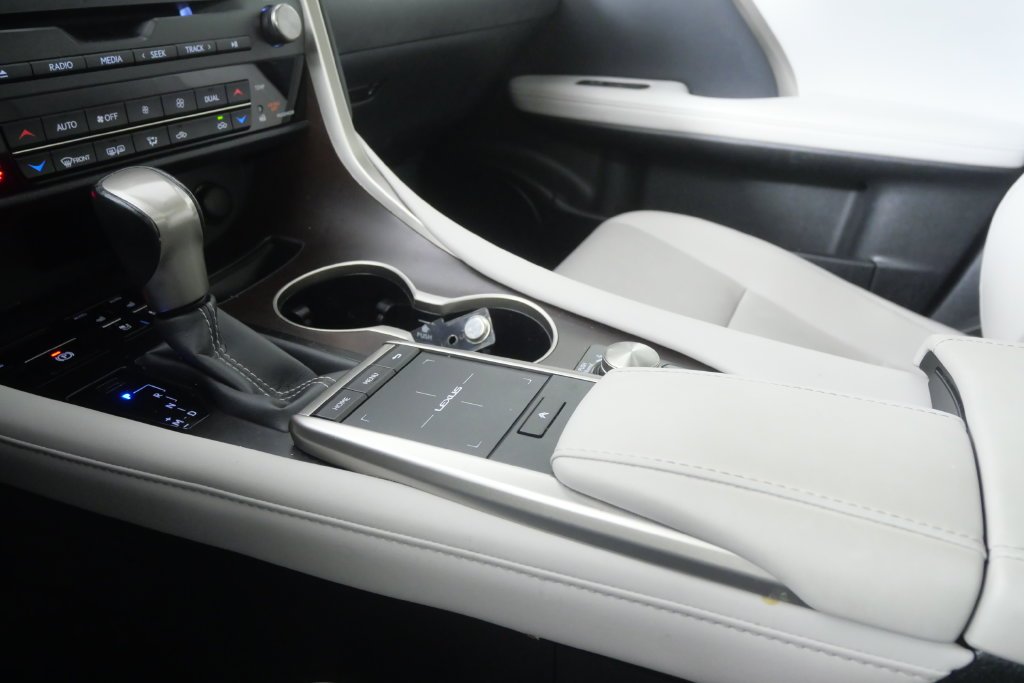 Used 2022 White Pearl Lexus 350 image 25