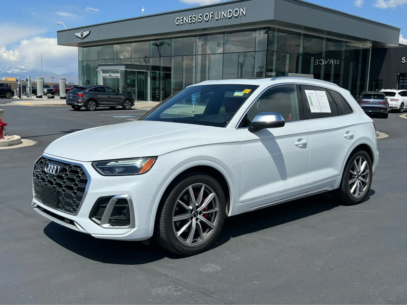2023 Audi SQ5 Premium Plus's photo