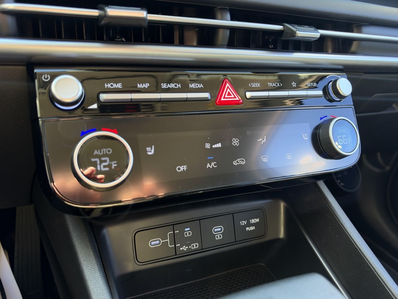 New 2026 White Pearl Hyundai SEL AWD image 38