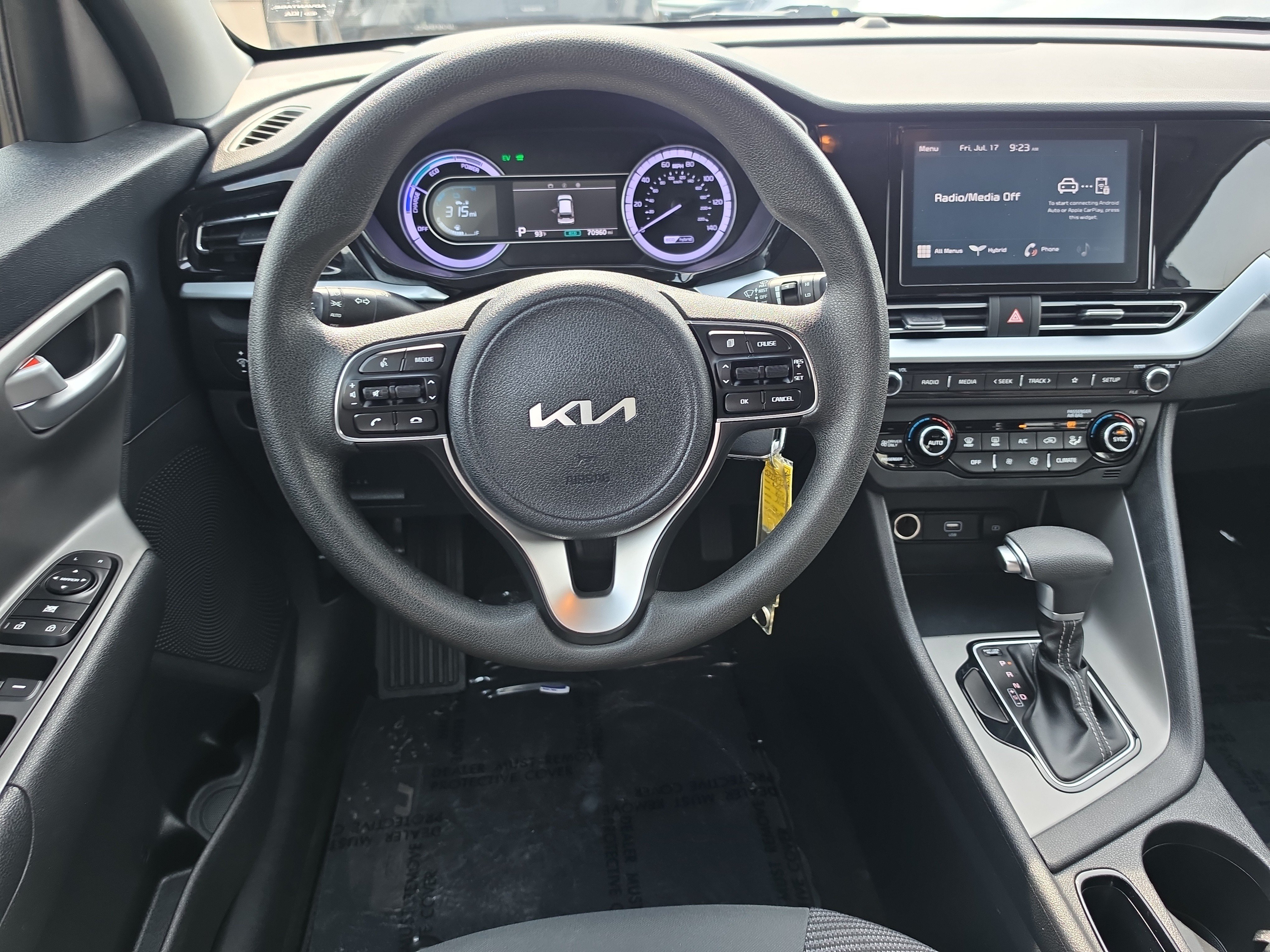 Certified Used 2022 Aurora Black Pearl Kia LX image 12