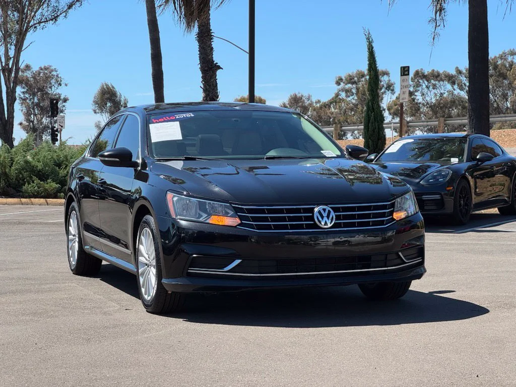Used 2016 Black Volkswagen 1.8T SE image 4