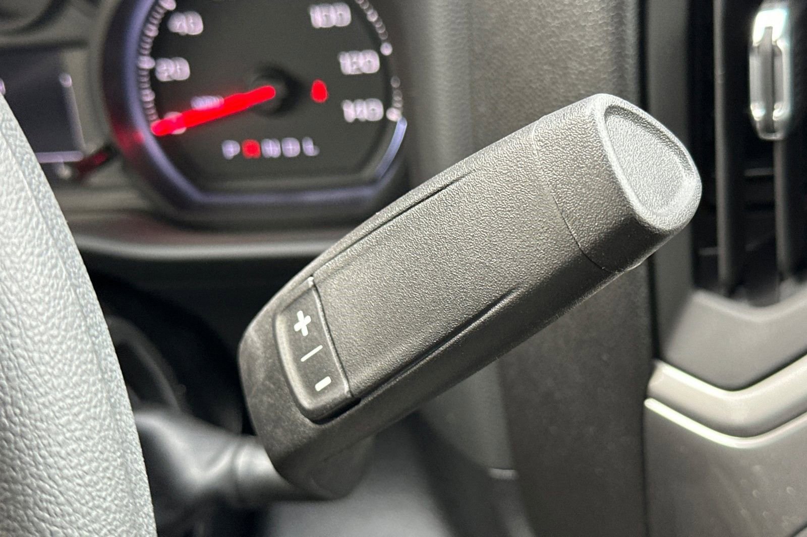 2025 Chevrolet Silverado 1500 Custom - Photo 23