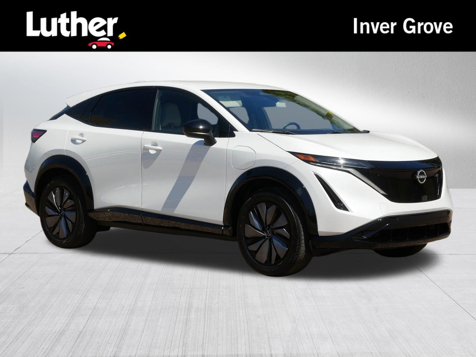 2024 Nissan Ariya Engage AWD's photo