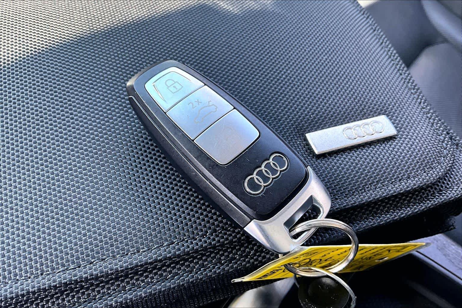 Used 2019  Audi Prestige image 14