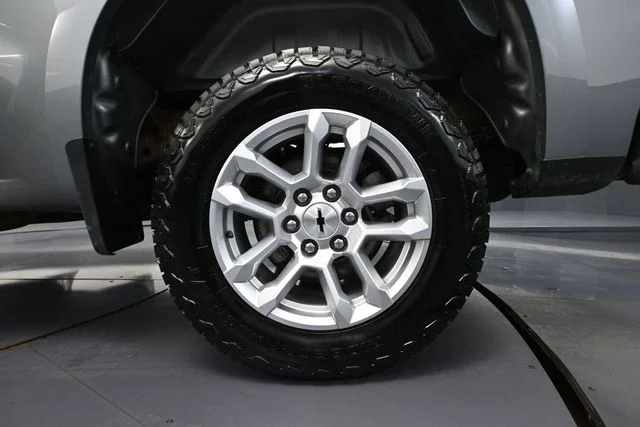 2023 Chevrolet Silverado 1500 RST - Photo 10