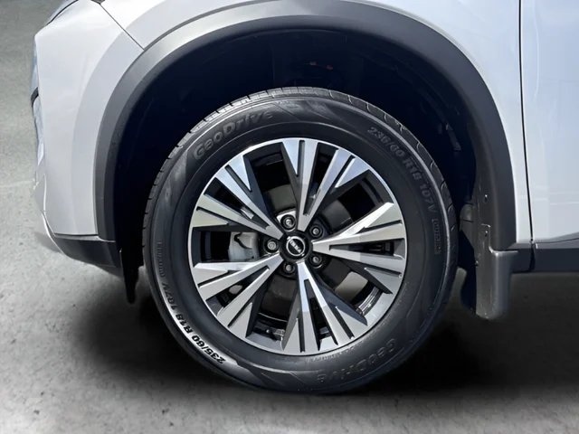 Used 2023 Silver Nissan SV image 24