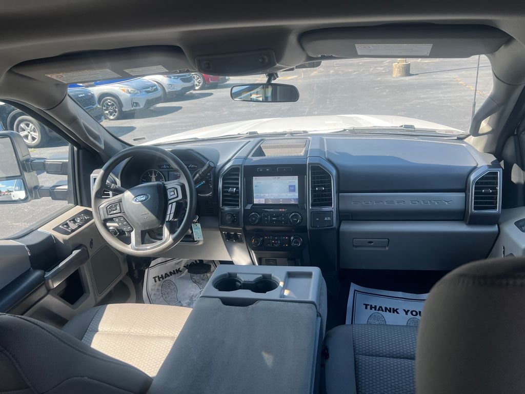 Used 2022 White Ford XLT image 26