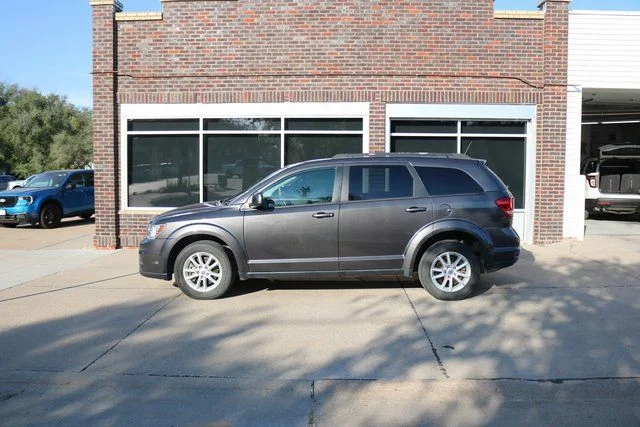 Used 2018 Dodge Journey SXT with VIN 3C4PDDBGXJT348185 for sale in Ashland, NE