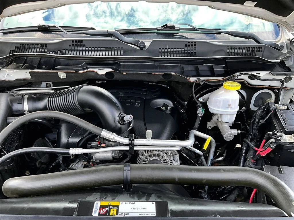 Used 2020 White Ram Warlock image 32