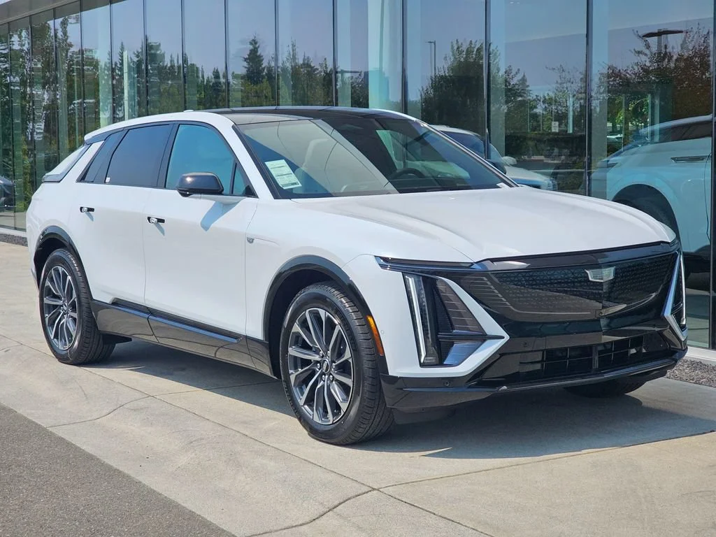 New 2026 Vibrant White Tricoat Cadillac Sport image 7