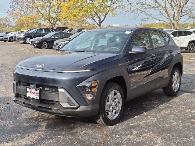 Used 2026 Blue Hyundai SE image 3