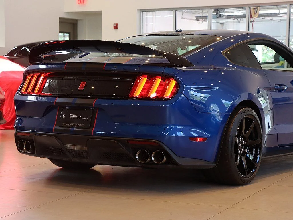 2017 Ford Mustang Shelby GT350 - Photo 24