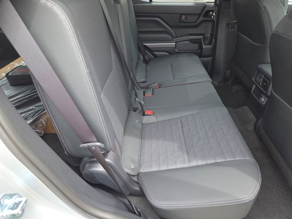 2026 Toyota 4Runner TRD Off-Road Premium - Photo 9