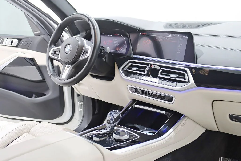 2022 BMW X5 M50i
