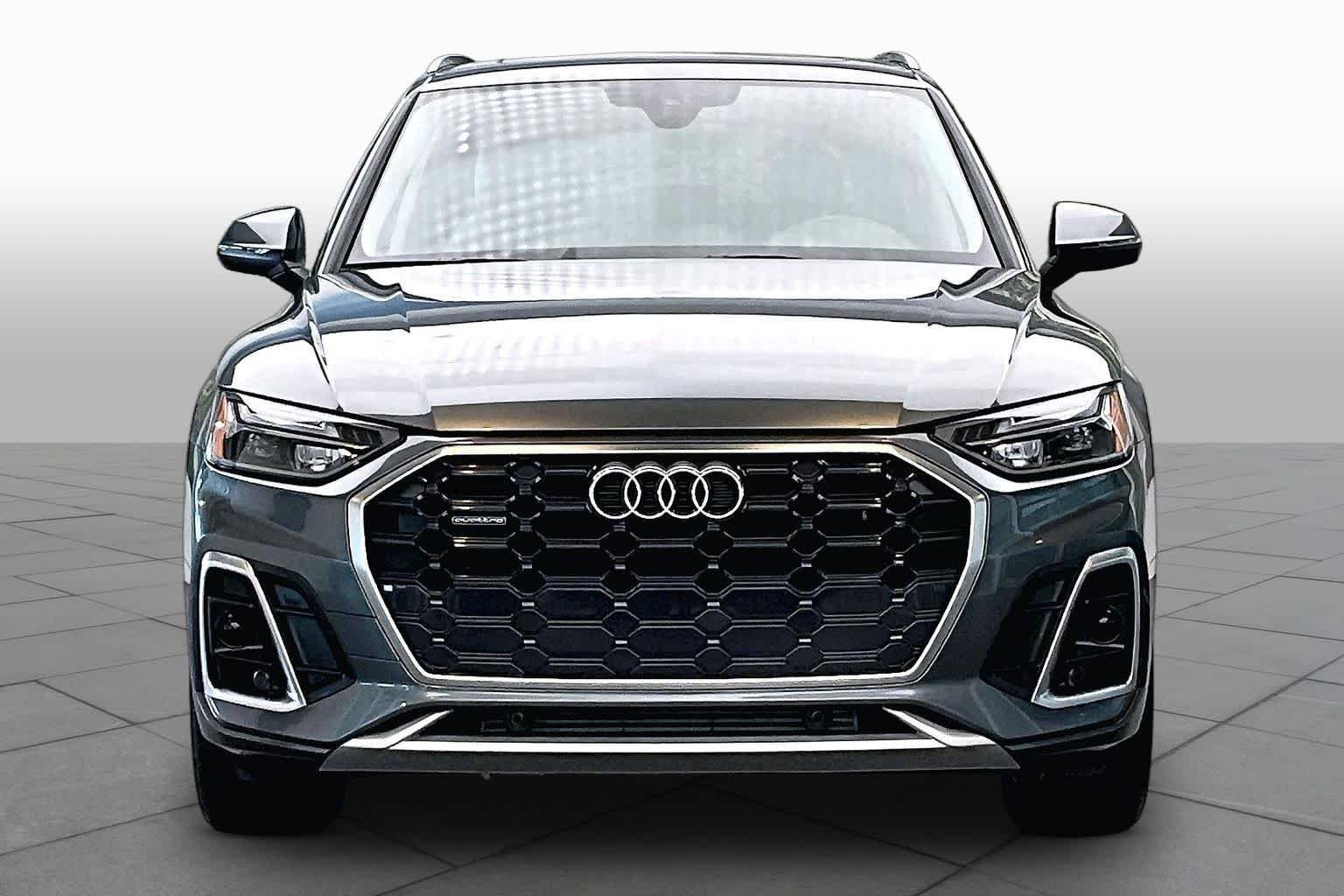 Used 2023 Daytona Gray Pearl Effect Audi S line Premium image 4