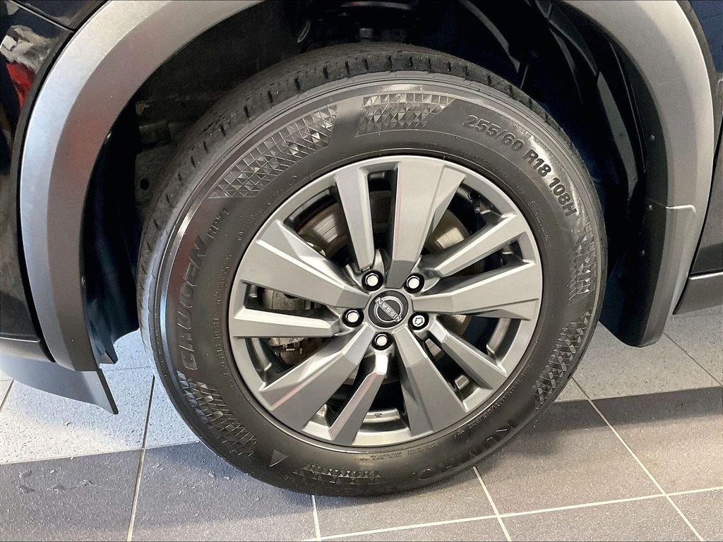 Used 2024 Black Nissan S image 7