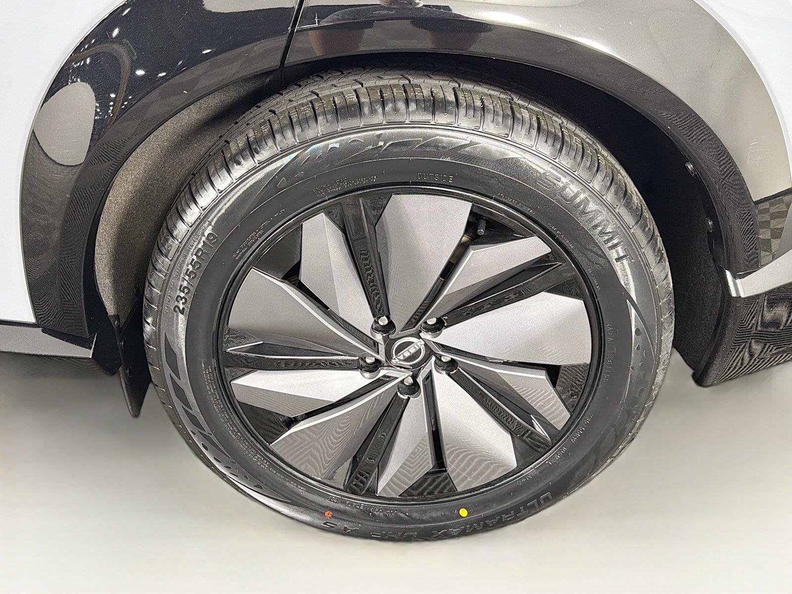 Used 2024 Boulder Gray Pearl Nissan ENGAGE+ image 36