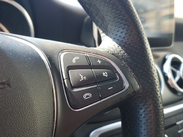 Used 2019  Mercedes-Benz GLA 250 image 16