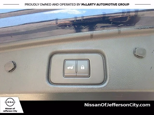Used 2025 Blue Nissan SV image 13