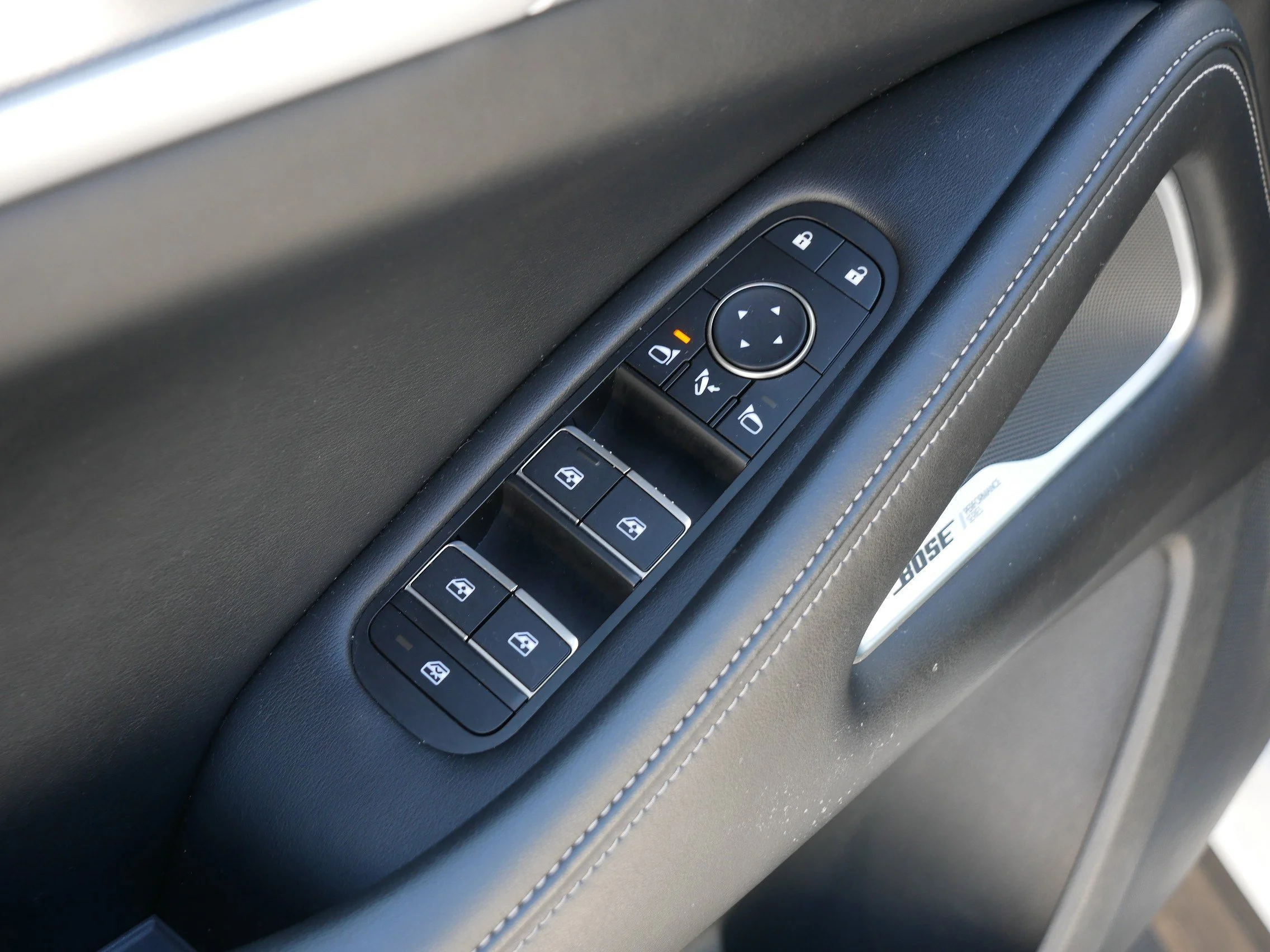 2025 INFINITI QX60 LUXE - Photo 19