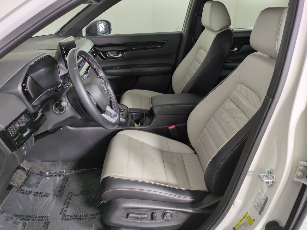 Certified Used 2025 Platinum White Pearl Honda Sport Touring image 15