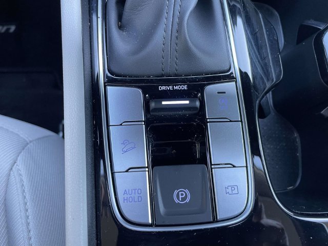 Certified Used 2025 Phantom Black Hyundai SEL image 32