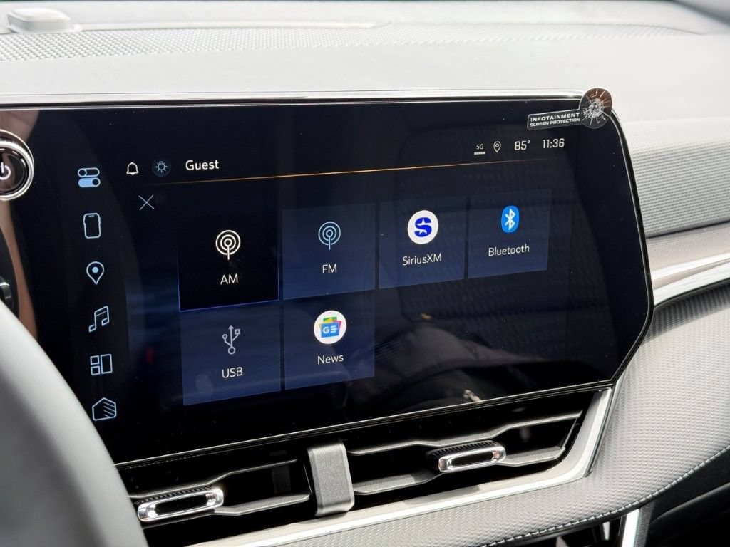 2027 Chevrolet Equinox LT - Photo 18