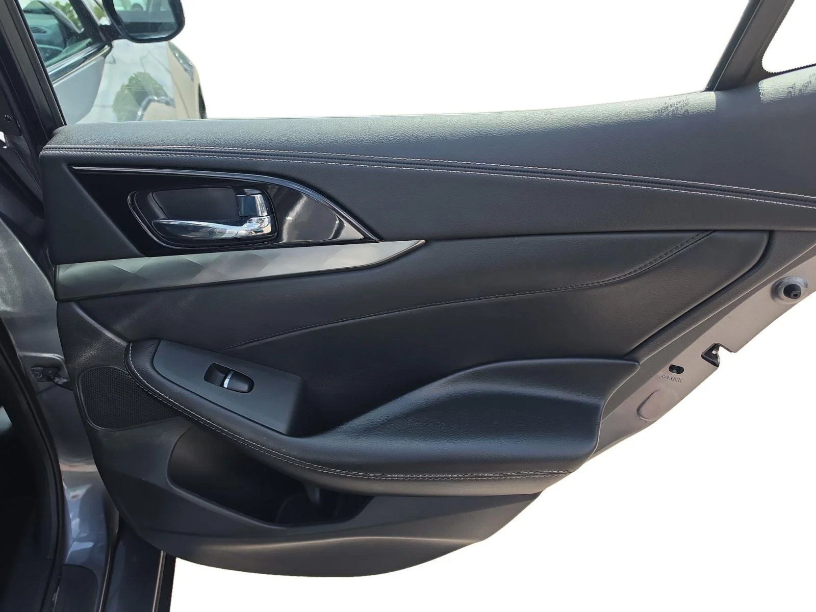 Used 2023 GRAY NISSAN SL SEDAN image 24