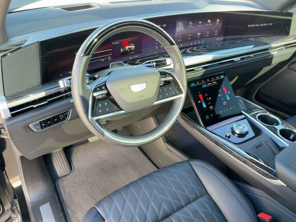 Used 2025 BLACK RAVEN Cadillac Sport 1 image 11