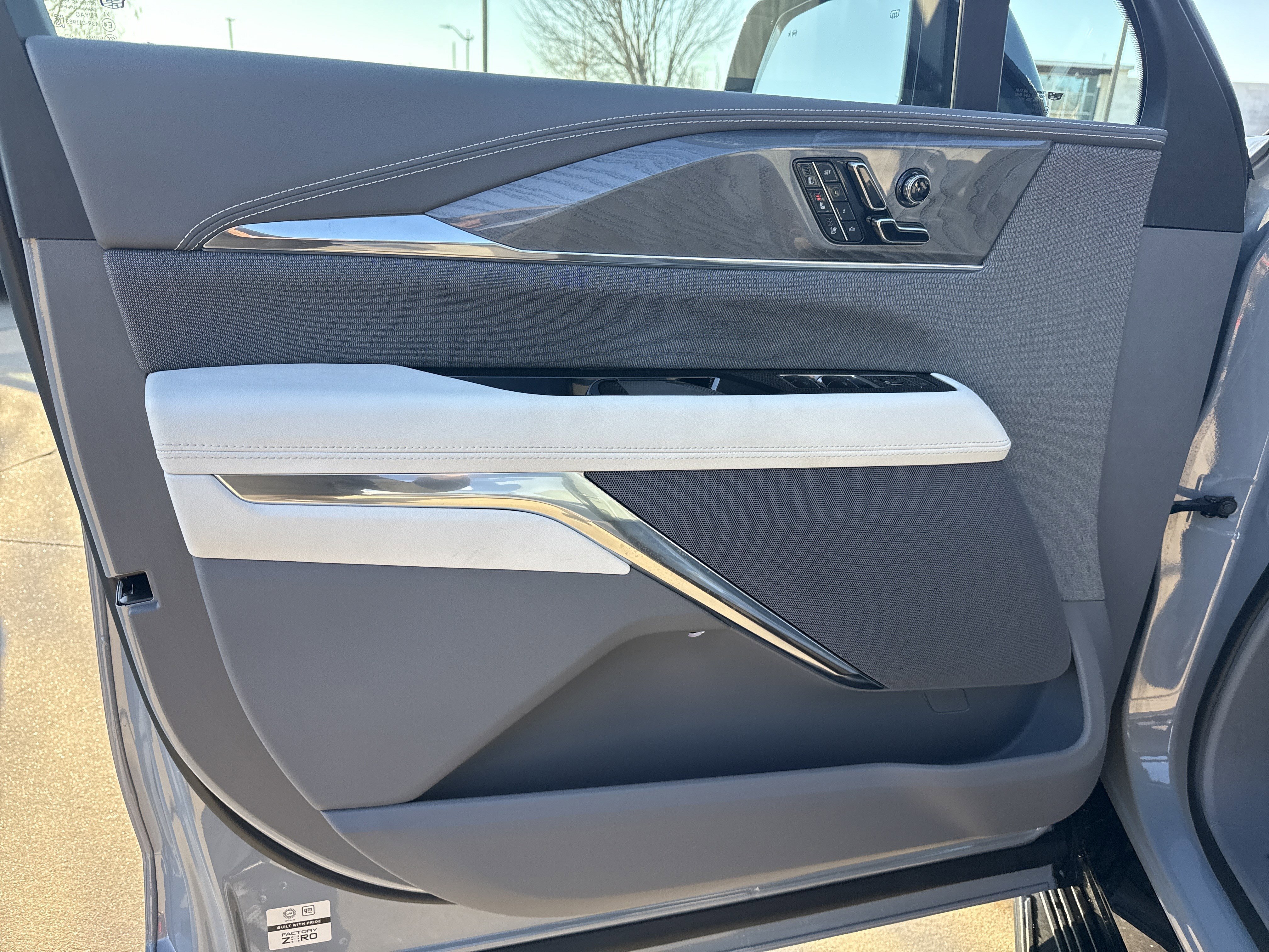 2026 Cadillac Escalade IQL Sport - Photo 12