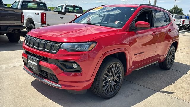 Certified Used 2022 Red Jeep Limited image 5