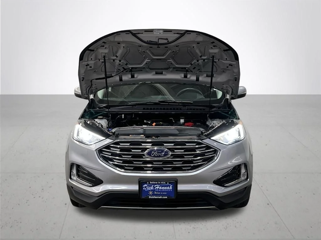Used 2020 Silver Ford SEL image 5
