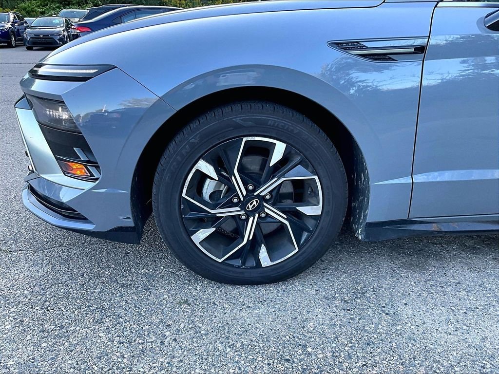 Used 2025 Blue Hyundai SEL image 7