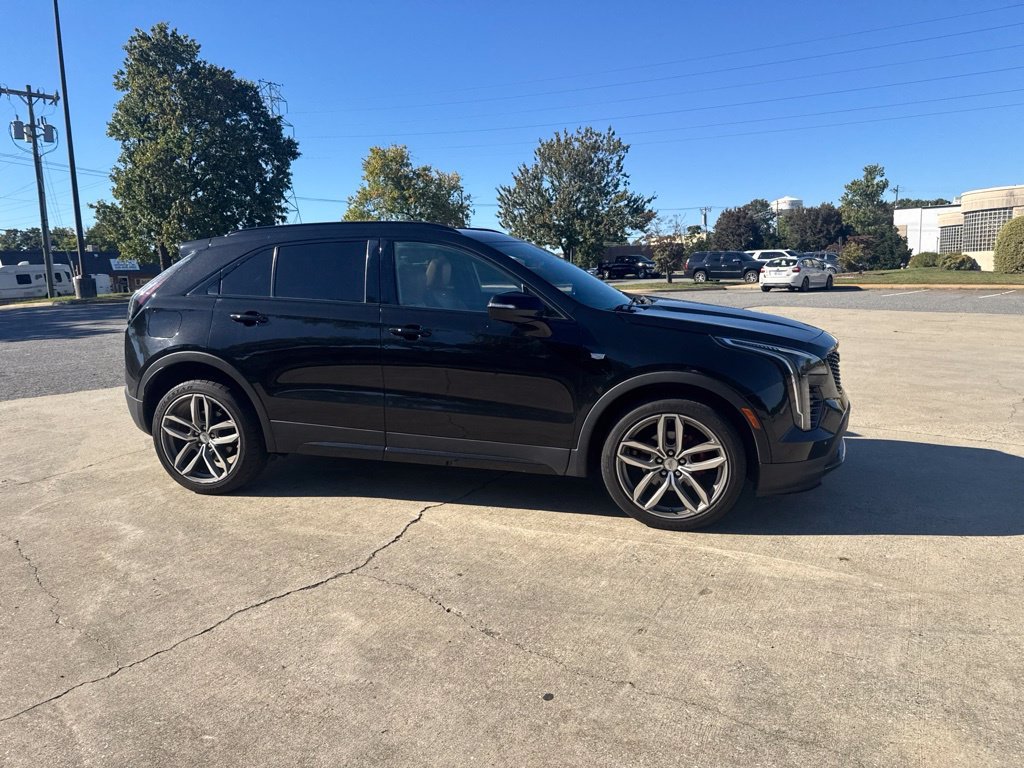Used 2021 Black Cadillac Sport image 4