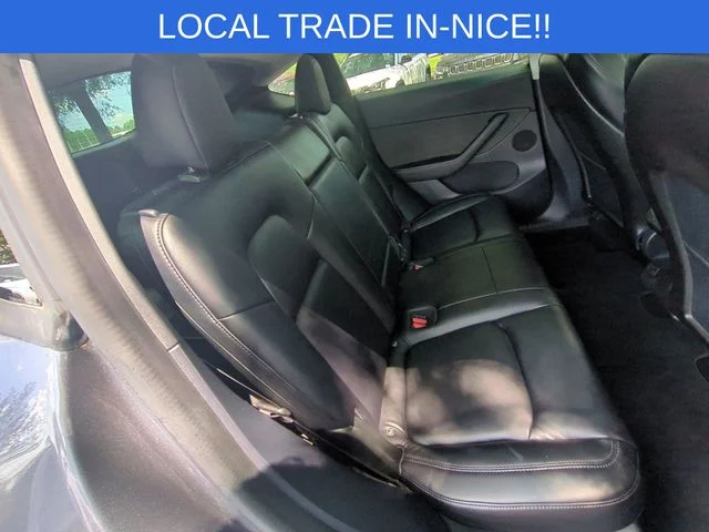 Used 2020  Tesla Long Range image 33