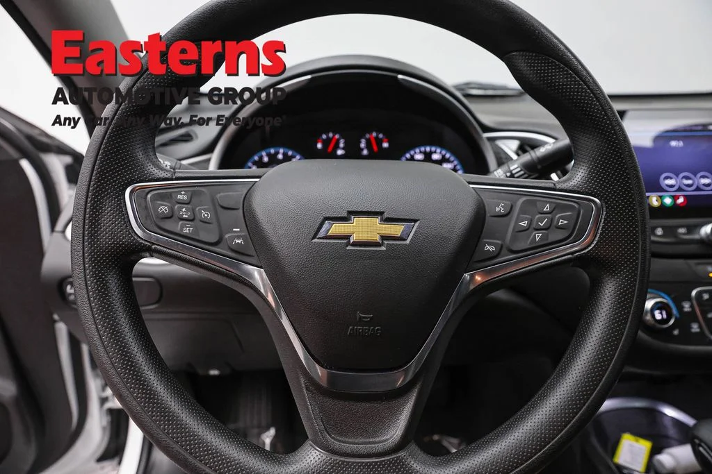 Used 2024 White Chevrolet LT image 10