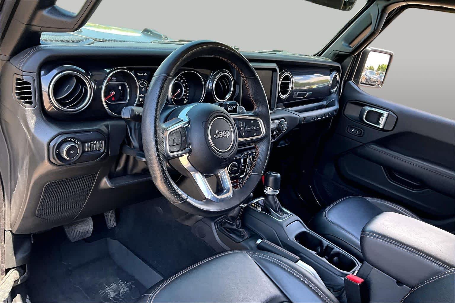 Used 2022 Granite Crystal Metallic Clearcoat Jeep Unlimited Rubicon 392 image 15