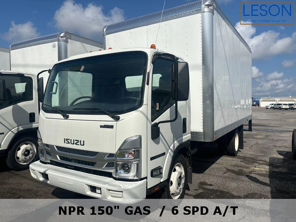 2024 Isuzu NPR-HD's photo