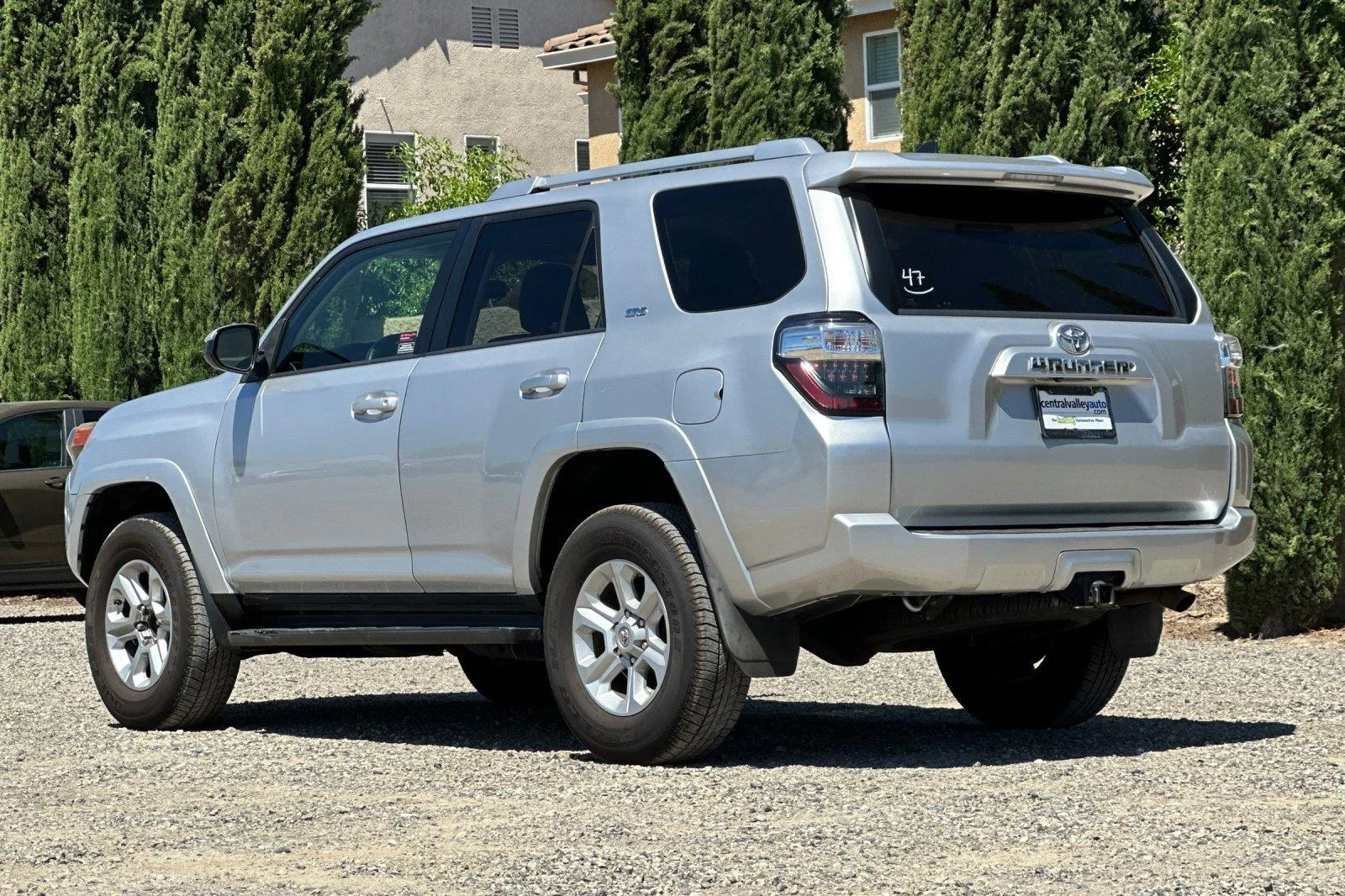 Used 2017 Classic Silver Metallic Toyota SR5 image 6