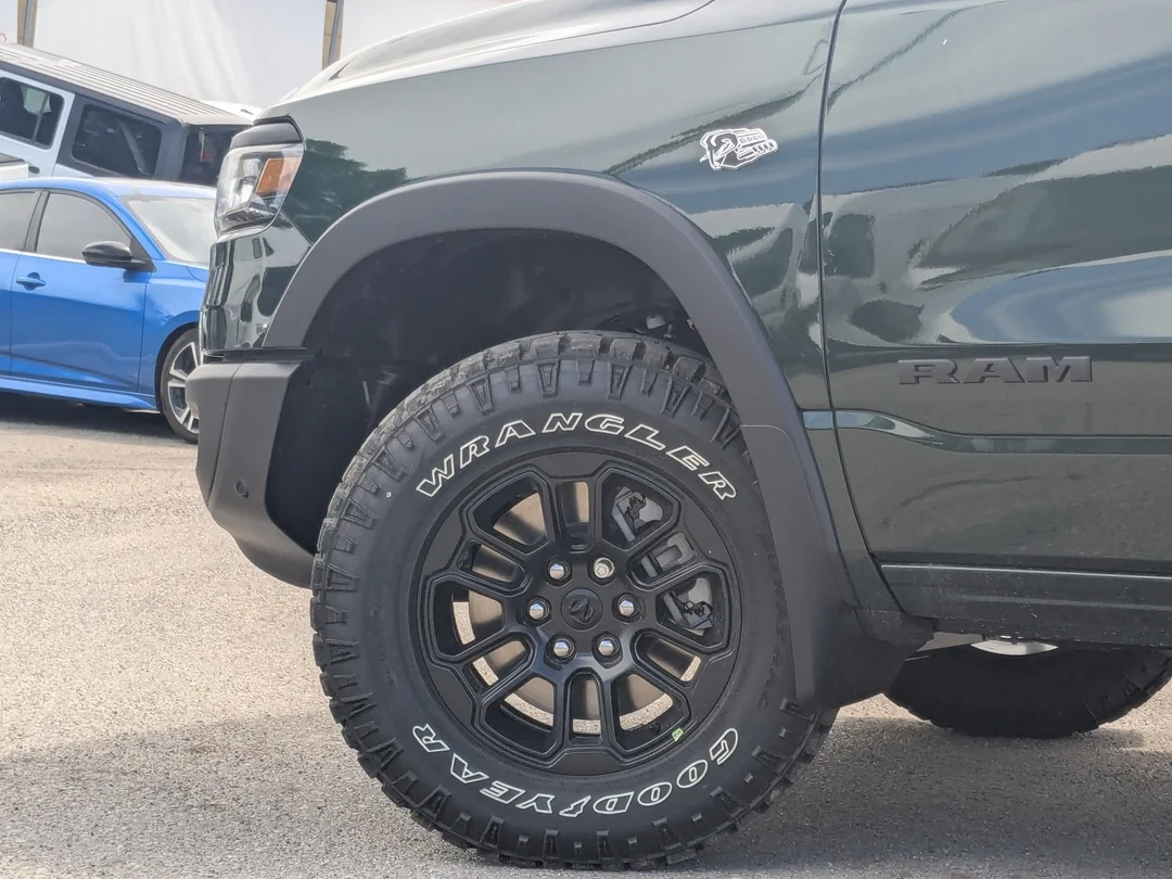 New 2026 Green RAM Rebel - - 5.7L HEMI V8 eTorque - 14.4 Uconnect NAV - Leather Seats - Dual Wireless Charging & More! image 9